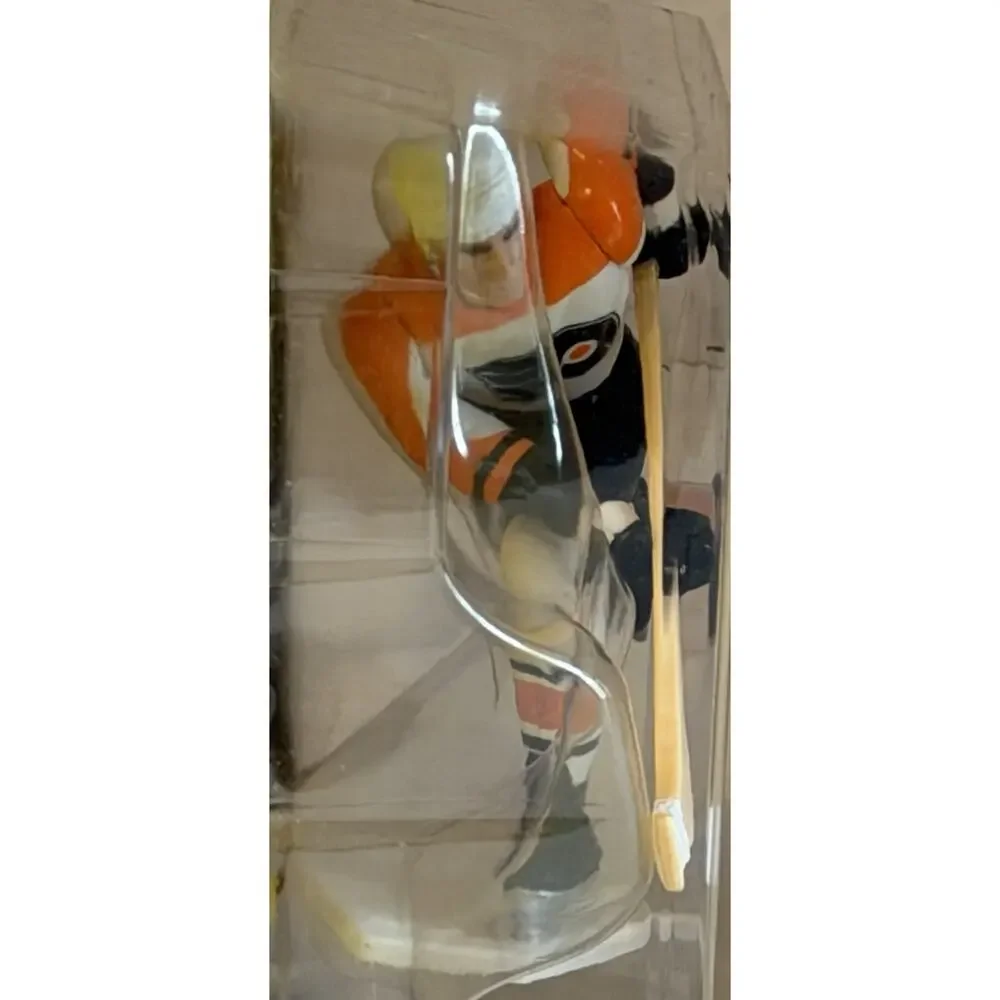 Vintage 1993 Kenner NHL Starting Lineup Eric Lindros PA NOS FREE SHIPPING